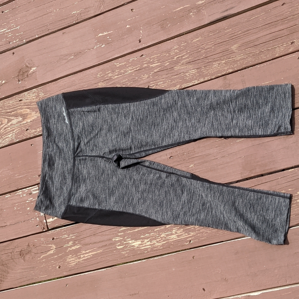 Eddie Bauer gray legging capris mesh cutouts workout athletic athleisure